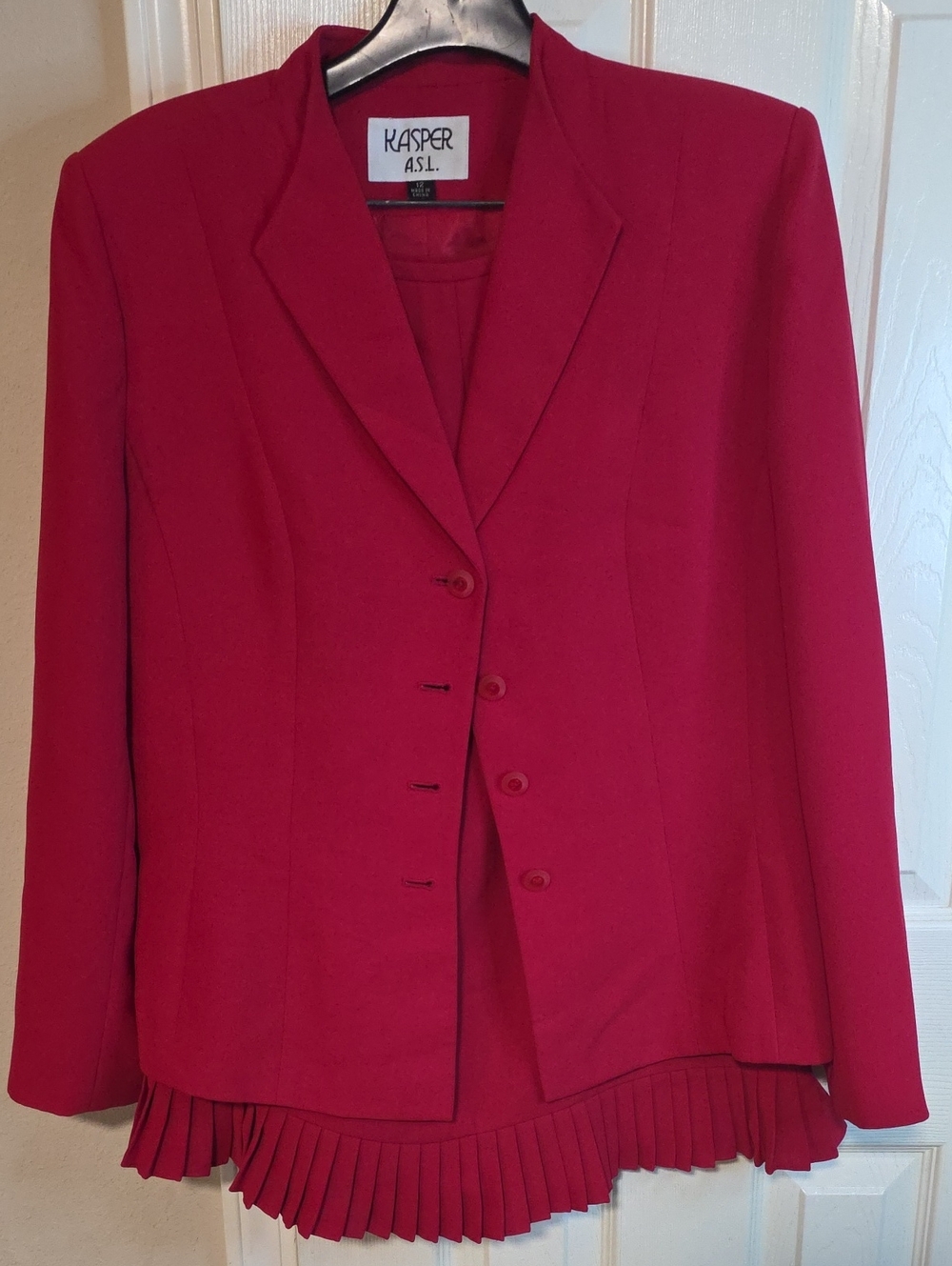 Kasper Women's Red Tailored Blazer 1990-2000
